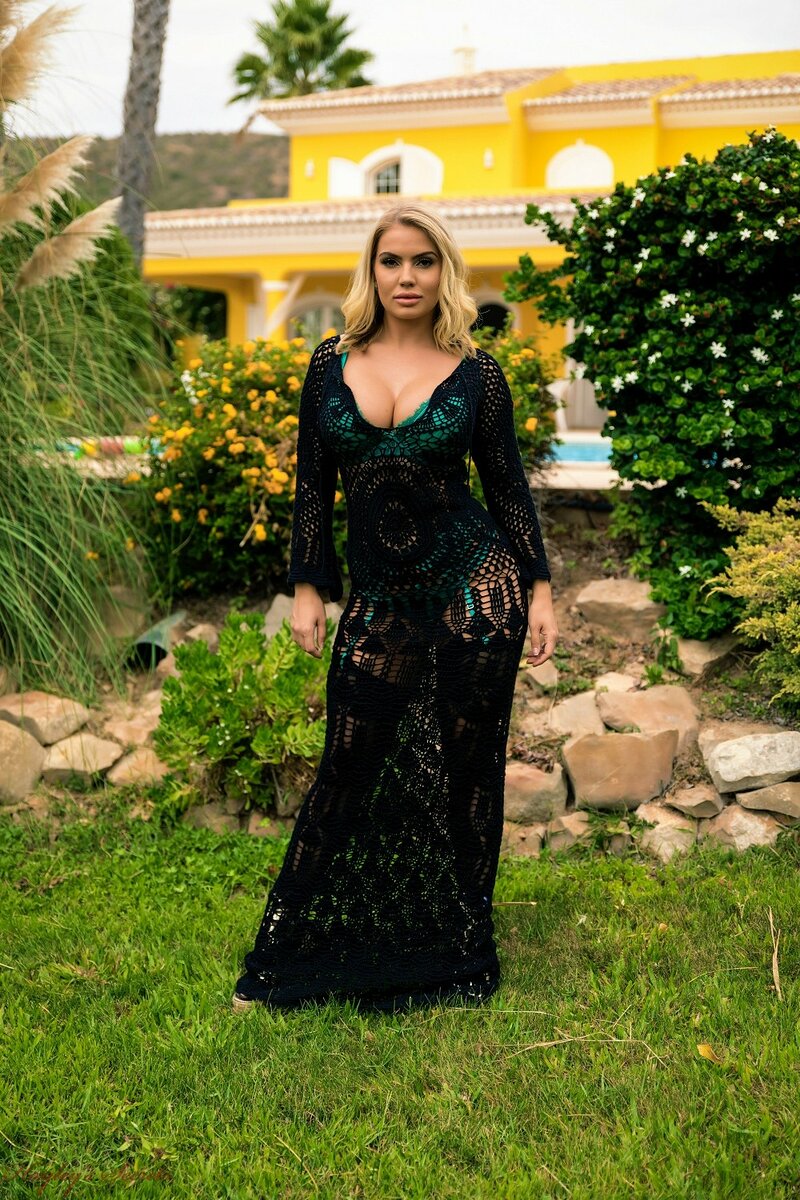 Анастасия, 18